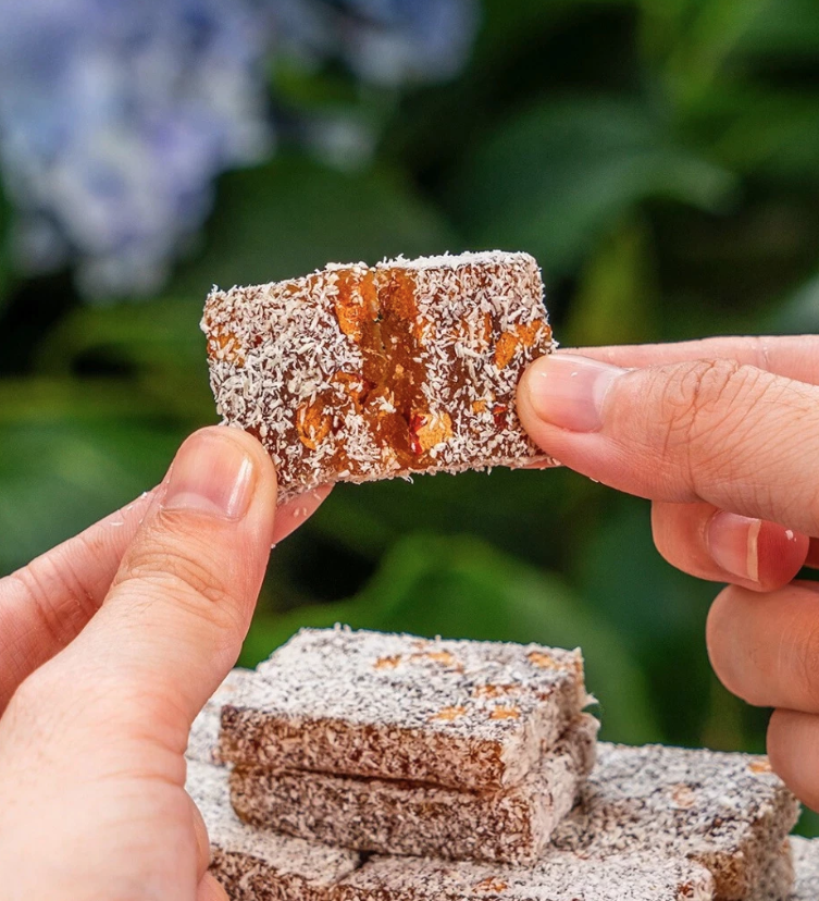 Bánh Gừng Táo Đỏ - Đồ Ăn Nhẹ Tốt Cho Sức Khoẻ, Không Đường, Khí Huyết Lưu Thông. 1  túi / 1 lbs